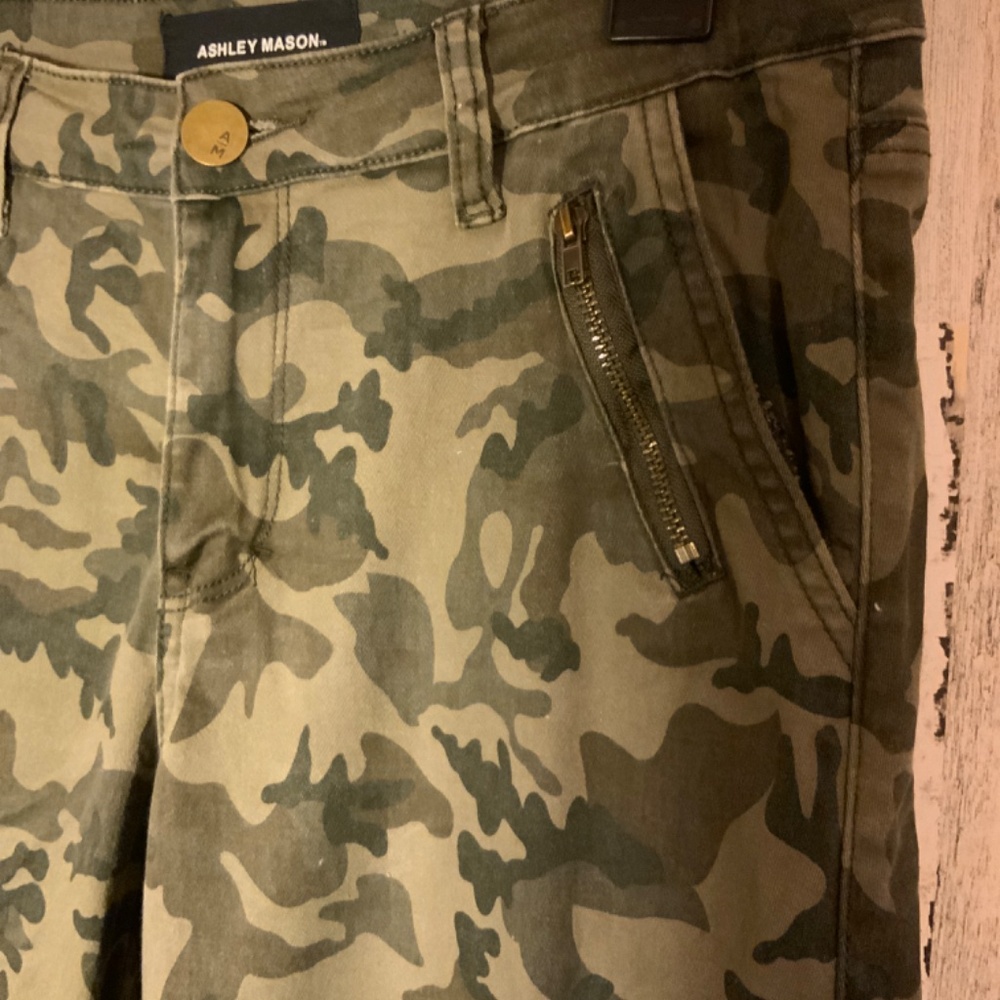 Camo Cargo Jeans by Ashley Mason - Picture 3 of 7